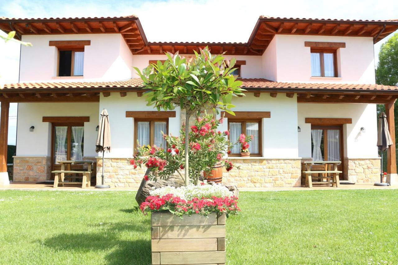 Cuatrovistes Pension San Martin de Bada Buitenkant foto